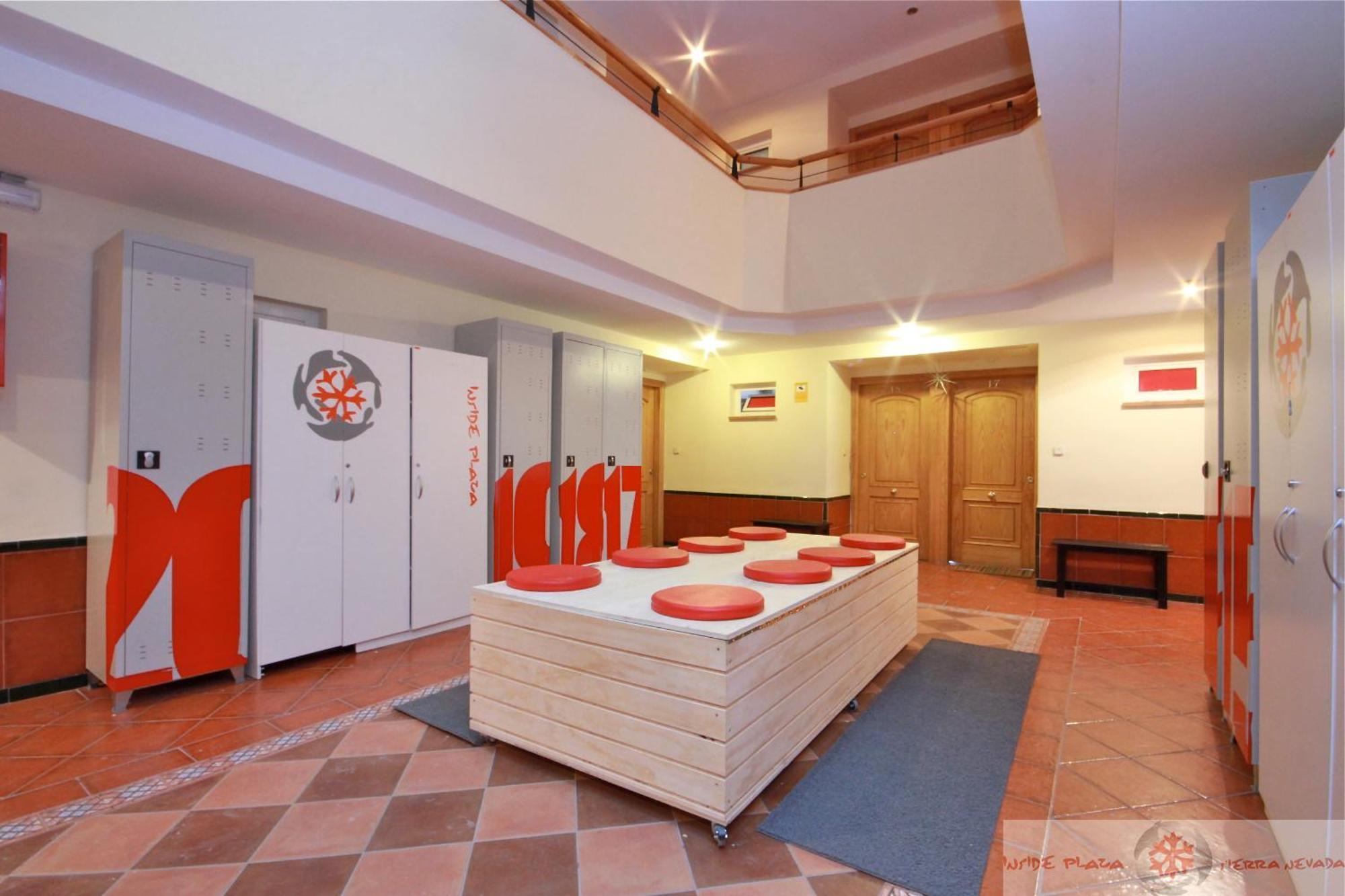 Inside Plaza Sierra Nevada Apartment Bagian luar foto